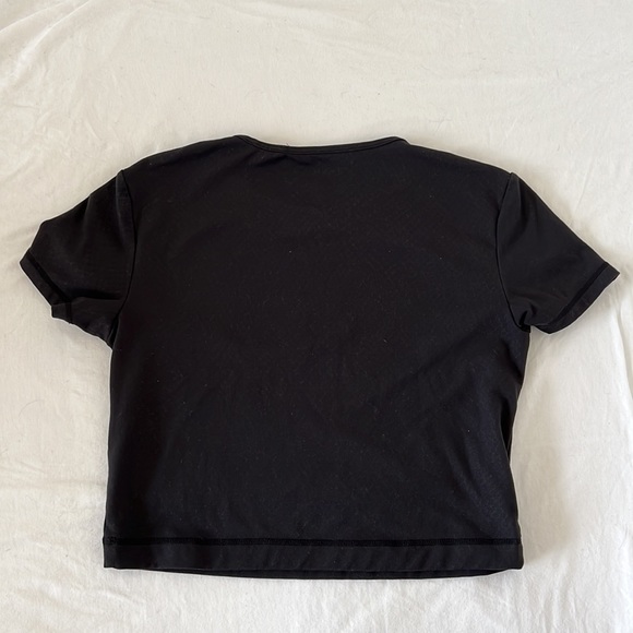 Basic Cropped Tee - Mamba - Picture 2 of 3
